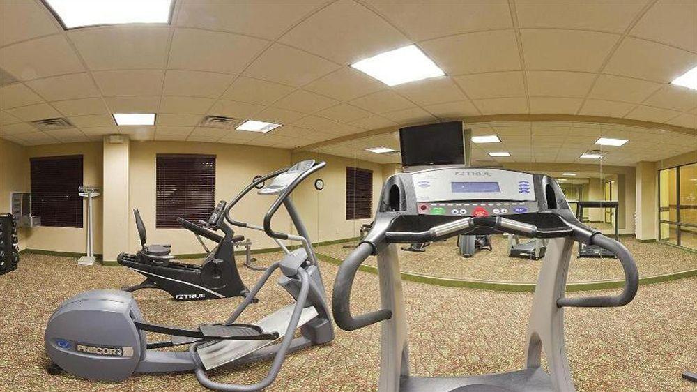 Holiday Inn Express Hotel & Suites Bentonville By Ihg מראה חיצוני תמונה