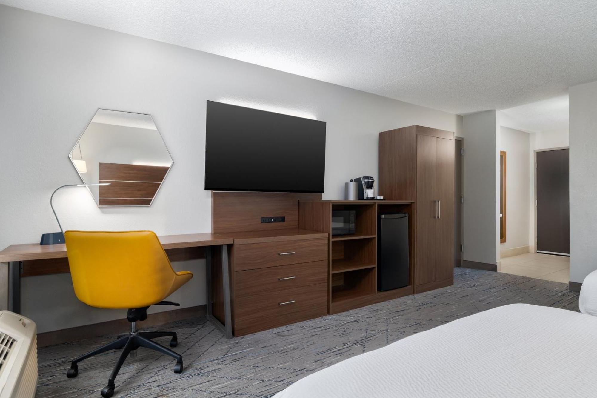 Holiday Inn Express Hotel & Suites Bentonville By Ihg מראה חיצוני תמונה