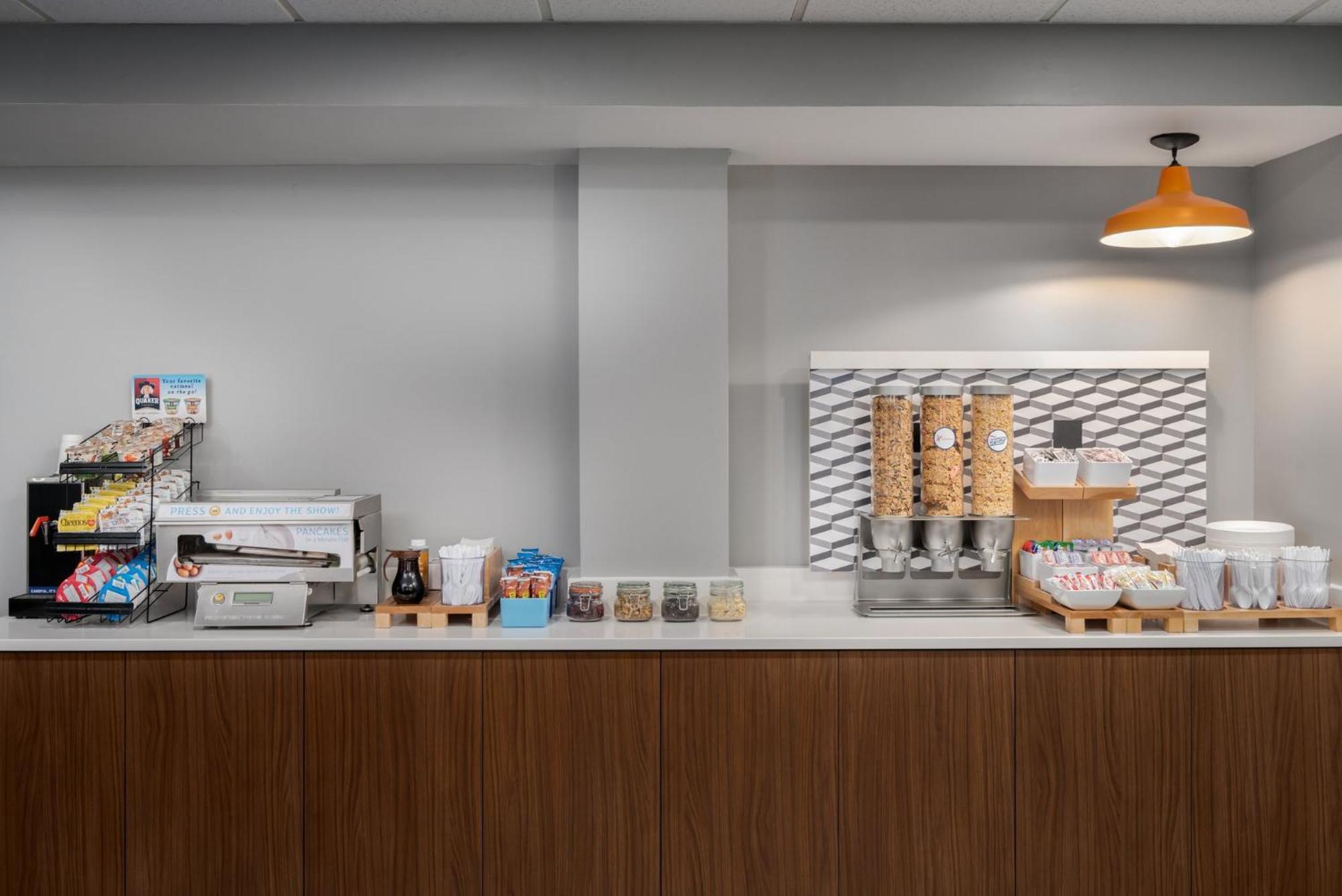 Holiday Inn Express Hotel & Suites Bentonville By Ihg מראה חיצוני תמונה